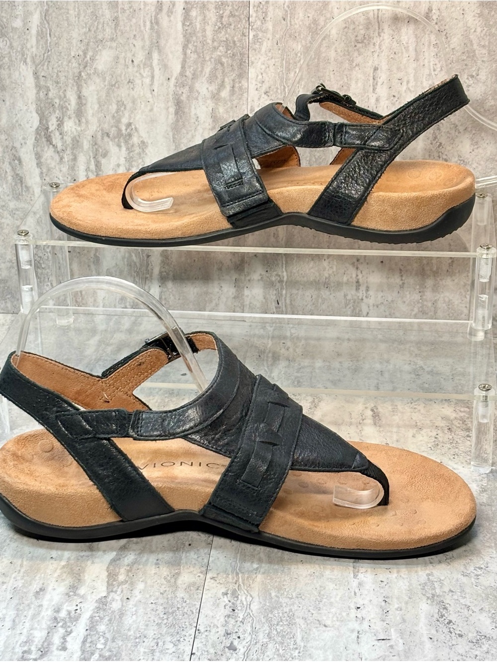 Vionic Lupe Black Leather Arch Support Adjustable Thong Sandals Sz 8.5